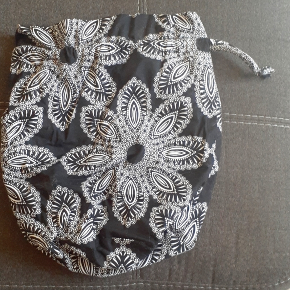 Bundle any 3 items for $20**** NWOT  Vera Bradley water proof bag